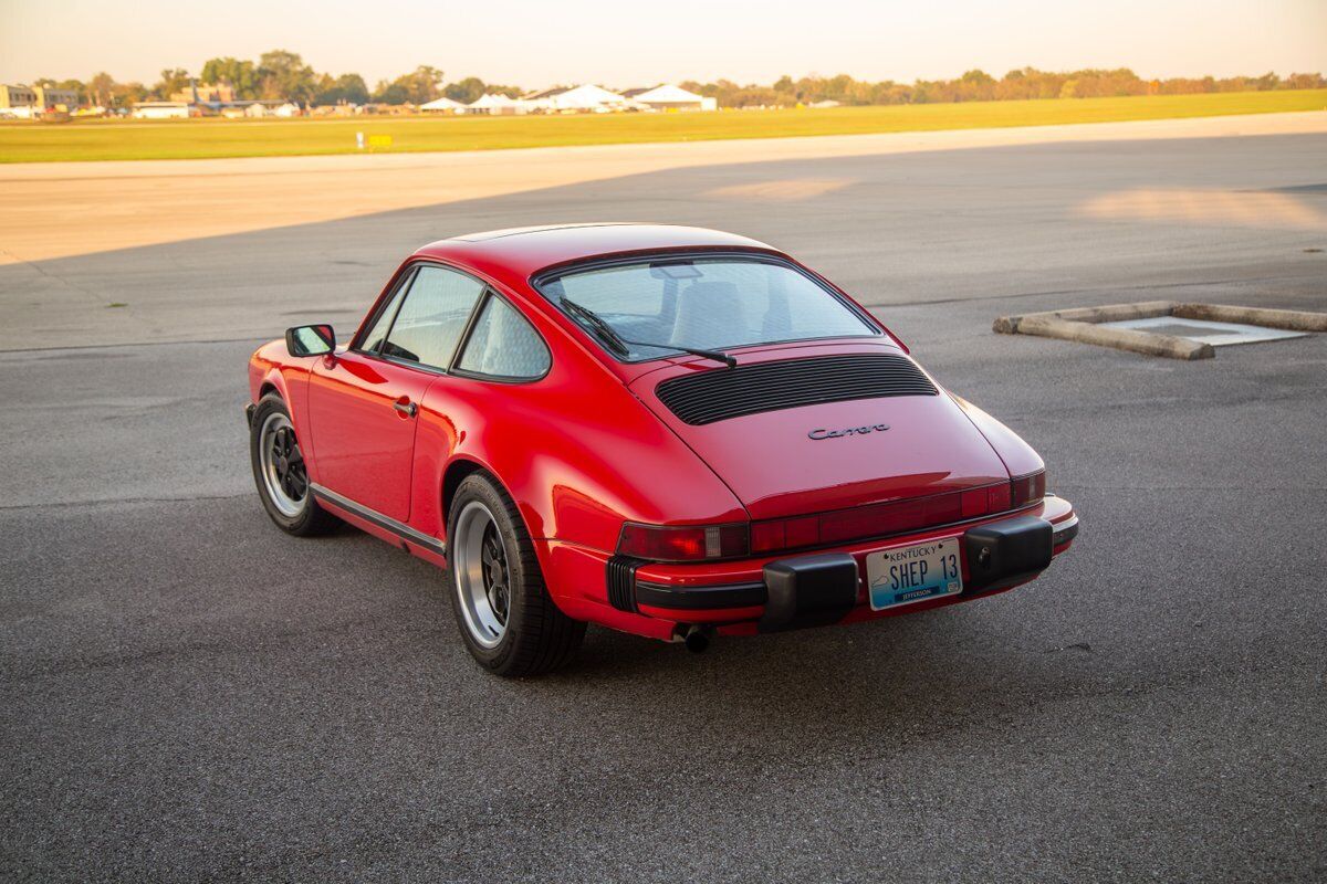 Porsche-911-1989-Red-Linen-186137-15