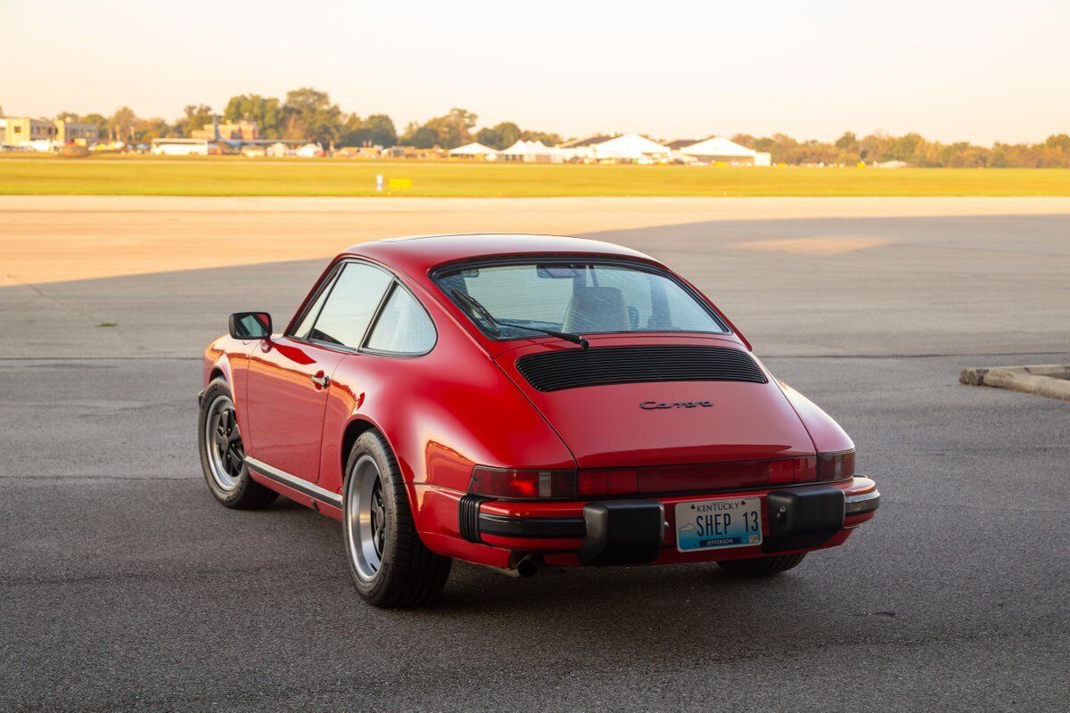 Porsche-911-1989-Red-Linen-186137-17