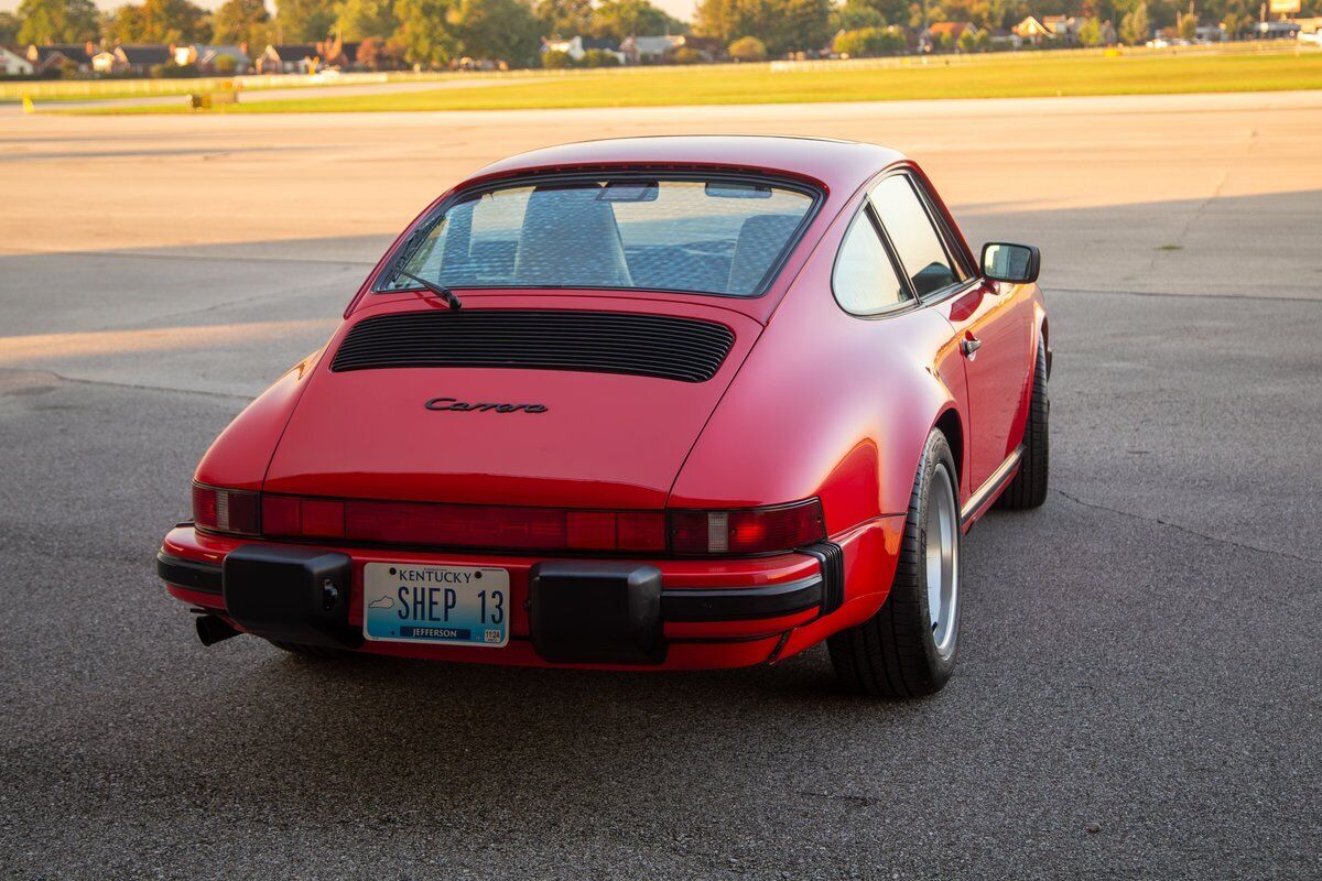 Porsche-911-1989-Red-Linen-186137-22