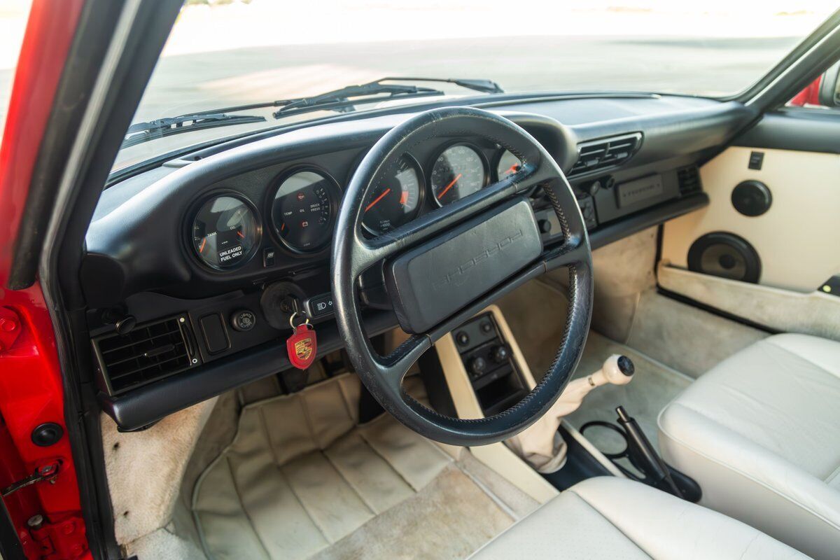 Porsche-911-1989-Red-Linen-186137-26