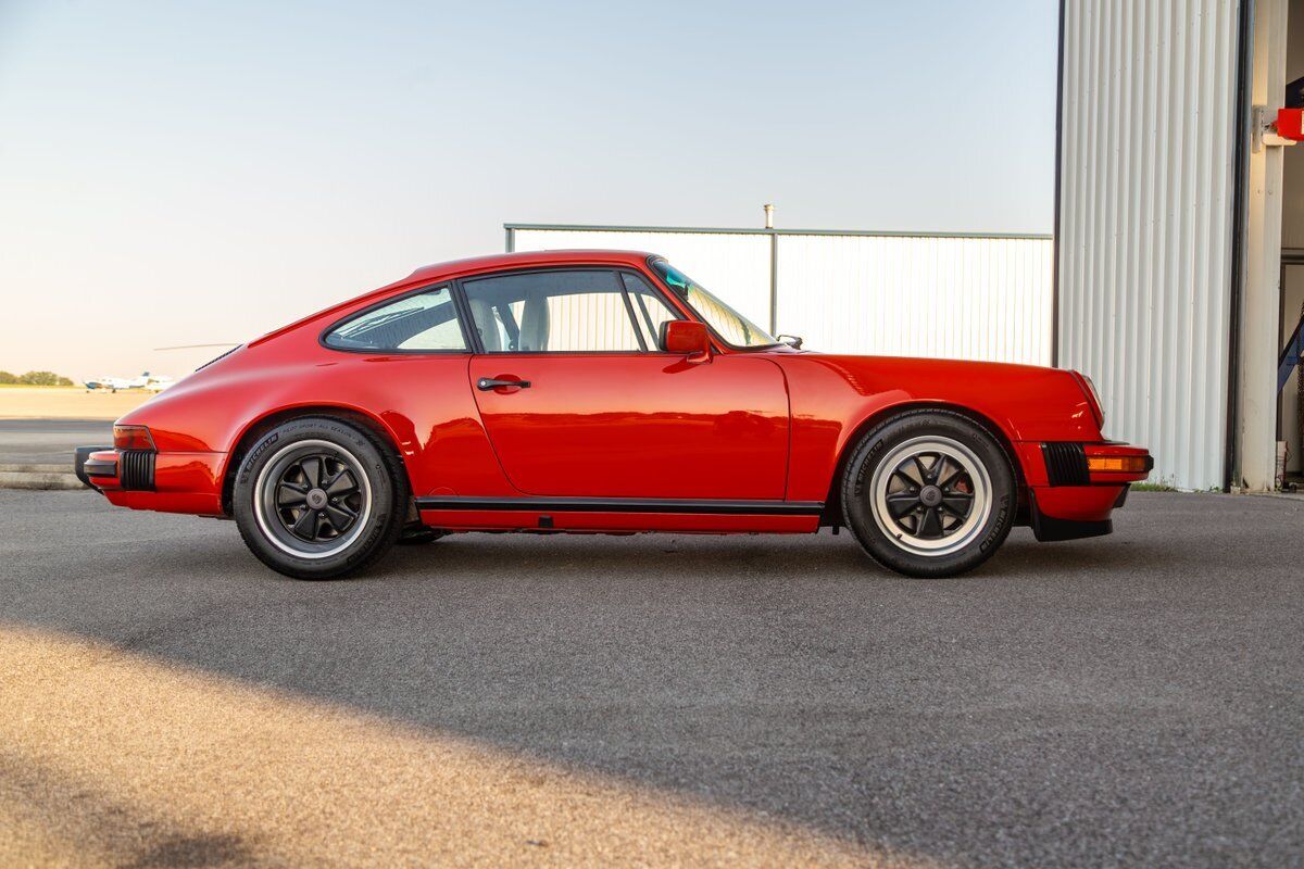 Porsche-911-1989-Red-Linen-186137-6