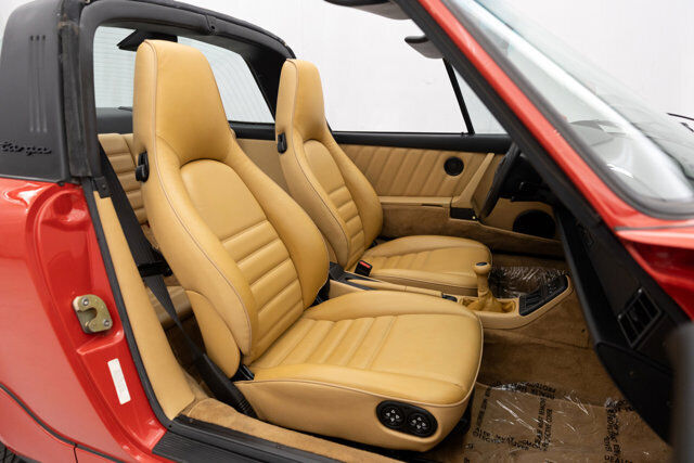 Porsche-911-1990-Red-Cashmere-Beige-53551-8