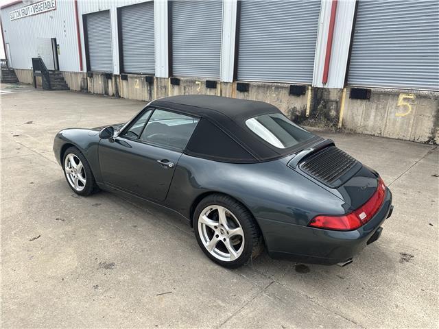 Porsche-911-1995-135544-2