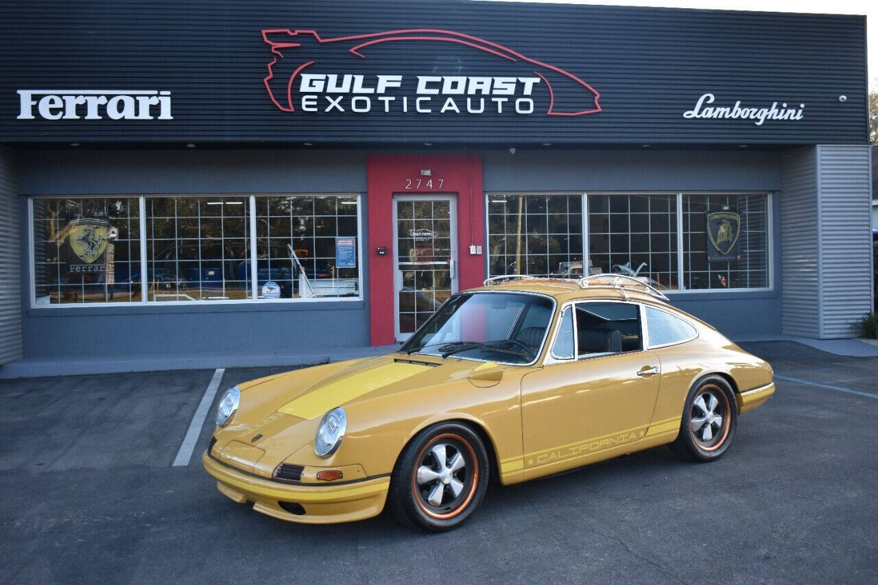 Porsche-911-Cabriolet-1968-Yellow-Black-0-3