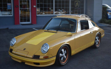 Porsche-911-Cabriolet-1968-Yellow-Black-0-6