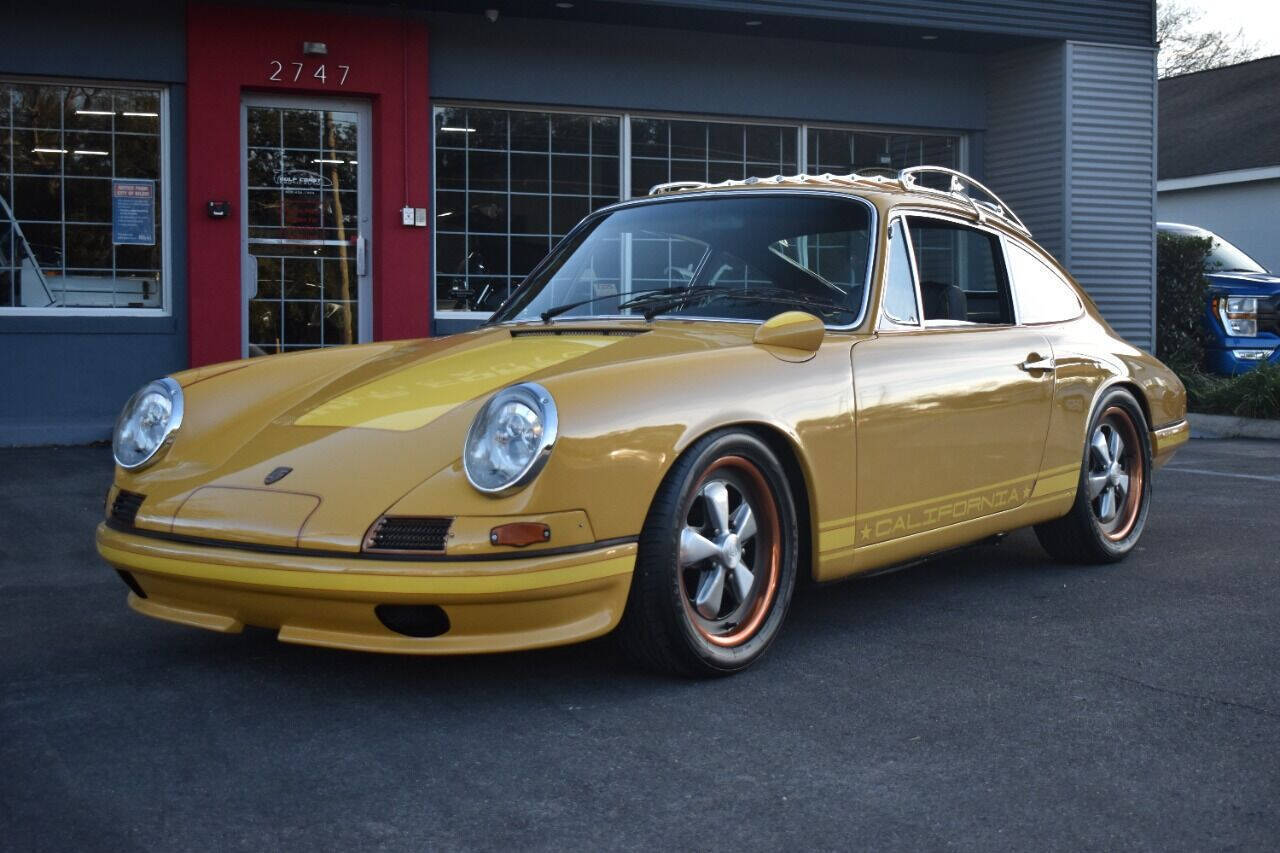 Porsche-911-Cabriolet-1968-Yellow-Black-0-8