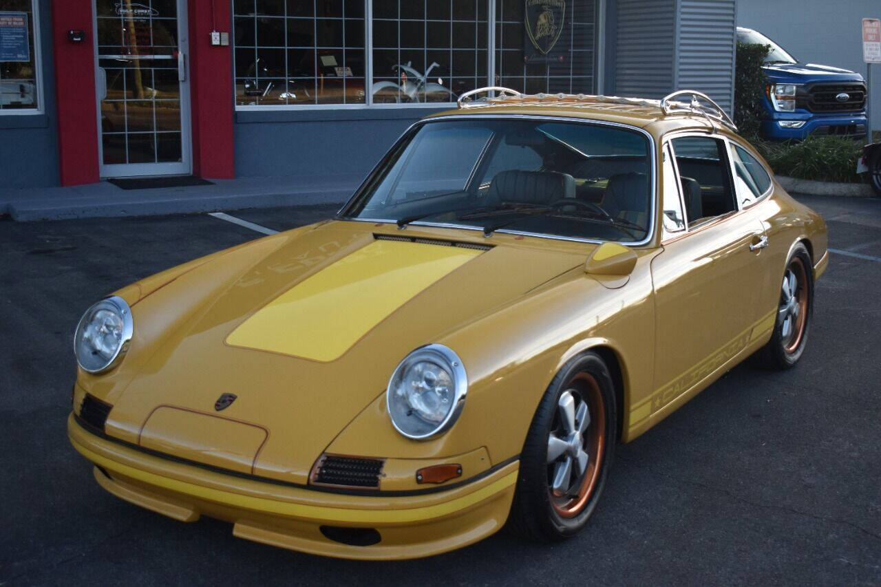 Porsche-911-Cabriolet-1968-Yellow-Black-0-9