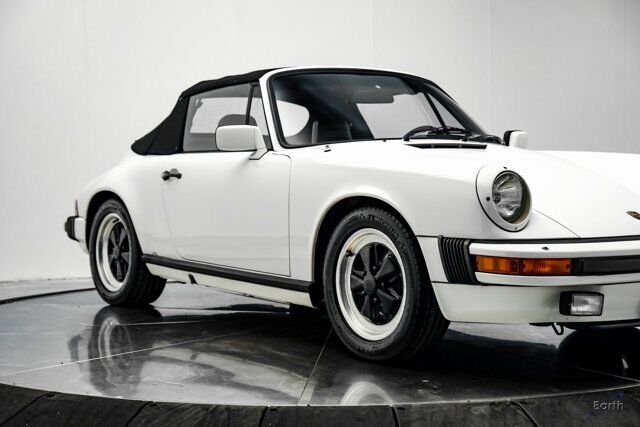 Porsche-911-Cabriolet-1983-White-Black-57203-23