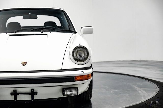 Porsche-911-Cabriolet-1983-White-Black-57203-28