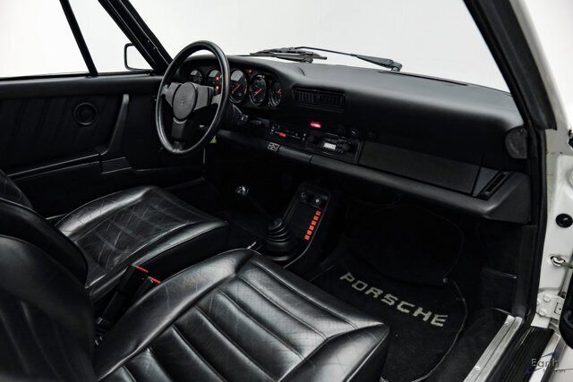 Porsche-911-Cabriolet-1983-White-Black-57203-37