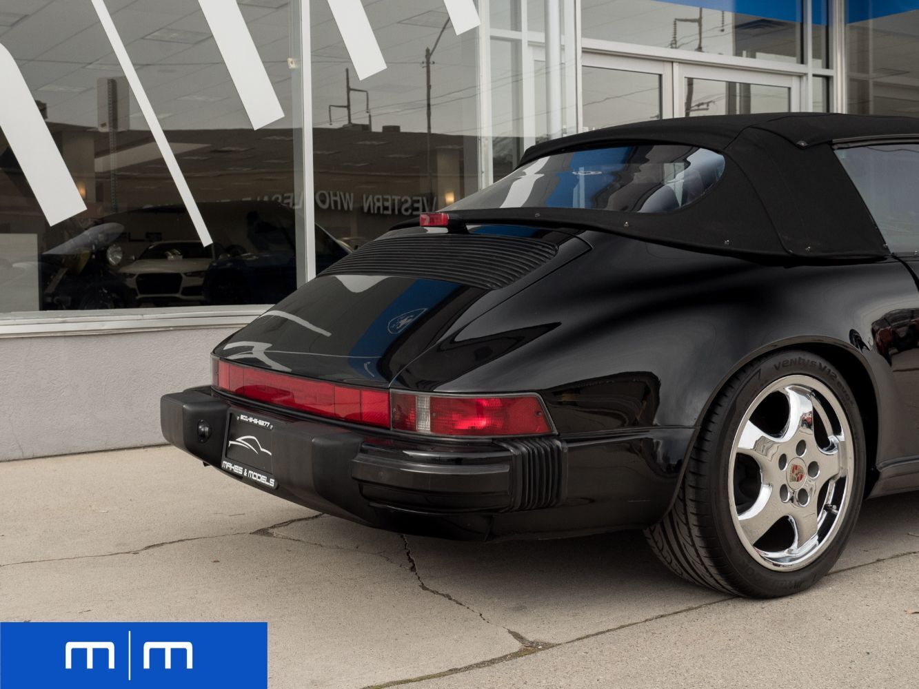 Porsche-911-Cabriolet-1987-Black-Black-130267-11