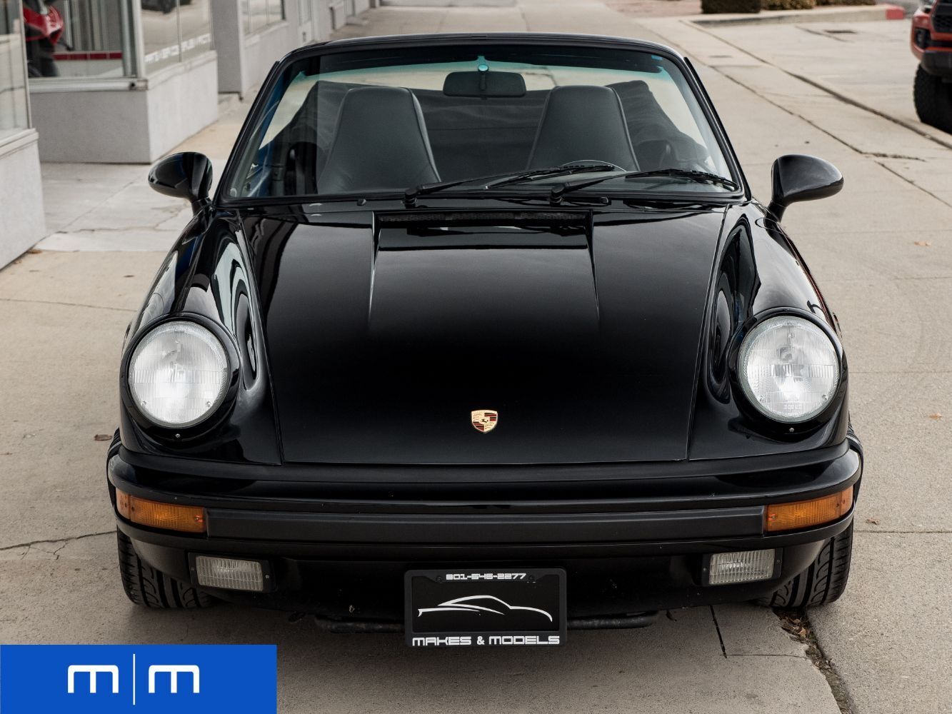 Porsche-911-Cabriolet-1987-Black-Black-130267-16