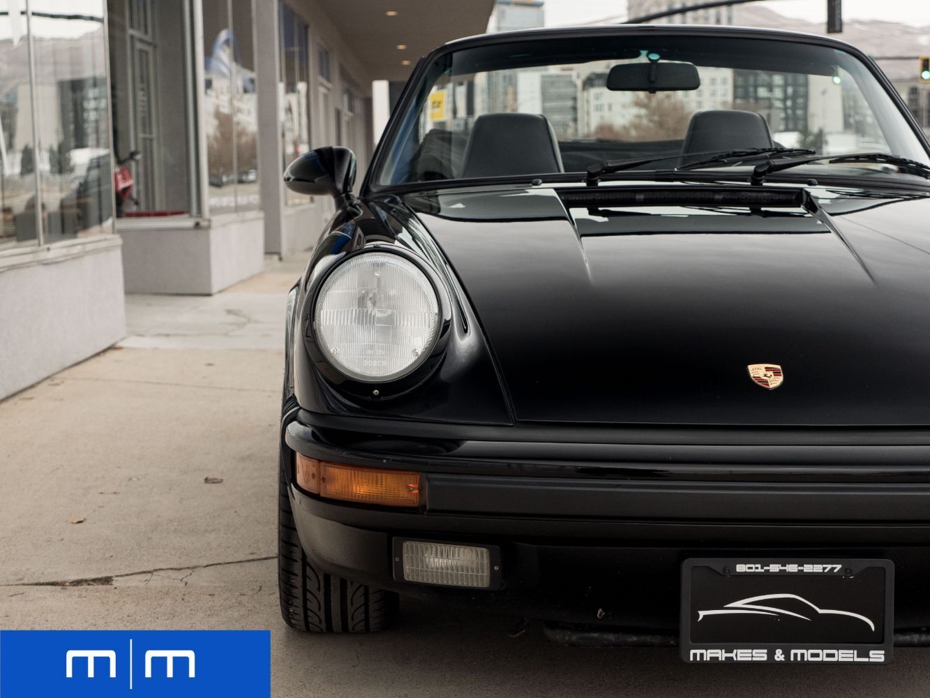 Porsche-911-Cabriolet-1987-Black-Black-130267-18