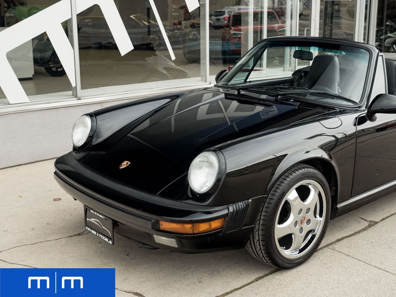 Porsche-911-Cabriolet-1987-Black-Black-130267-21