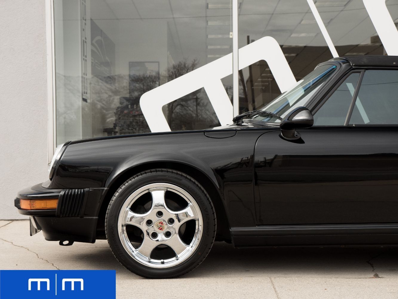 Porsche-911-Cabriolet-1987-Black-Black-130267-23