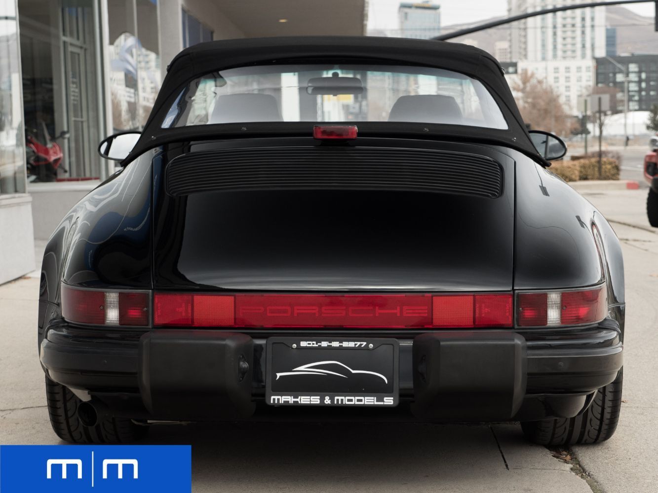 Porsche-911-Cabriolet-1987-Black-Black-130267-8