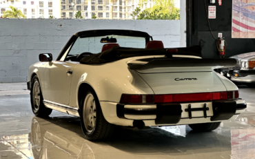 Porsche-911-Cabriolet-1988-White-Red-116700-10