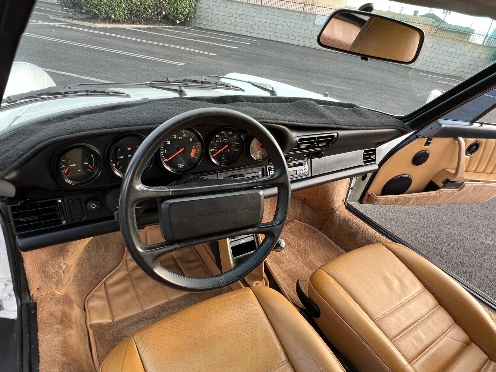 Porsche-911-Cabriolet-1989-White-Tan-161713-17