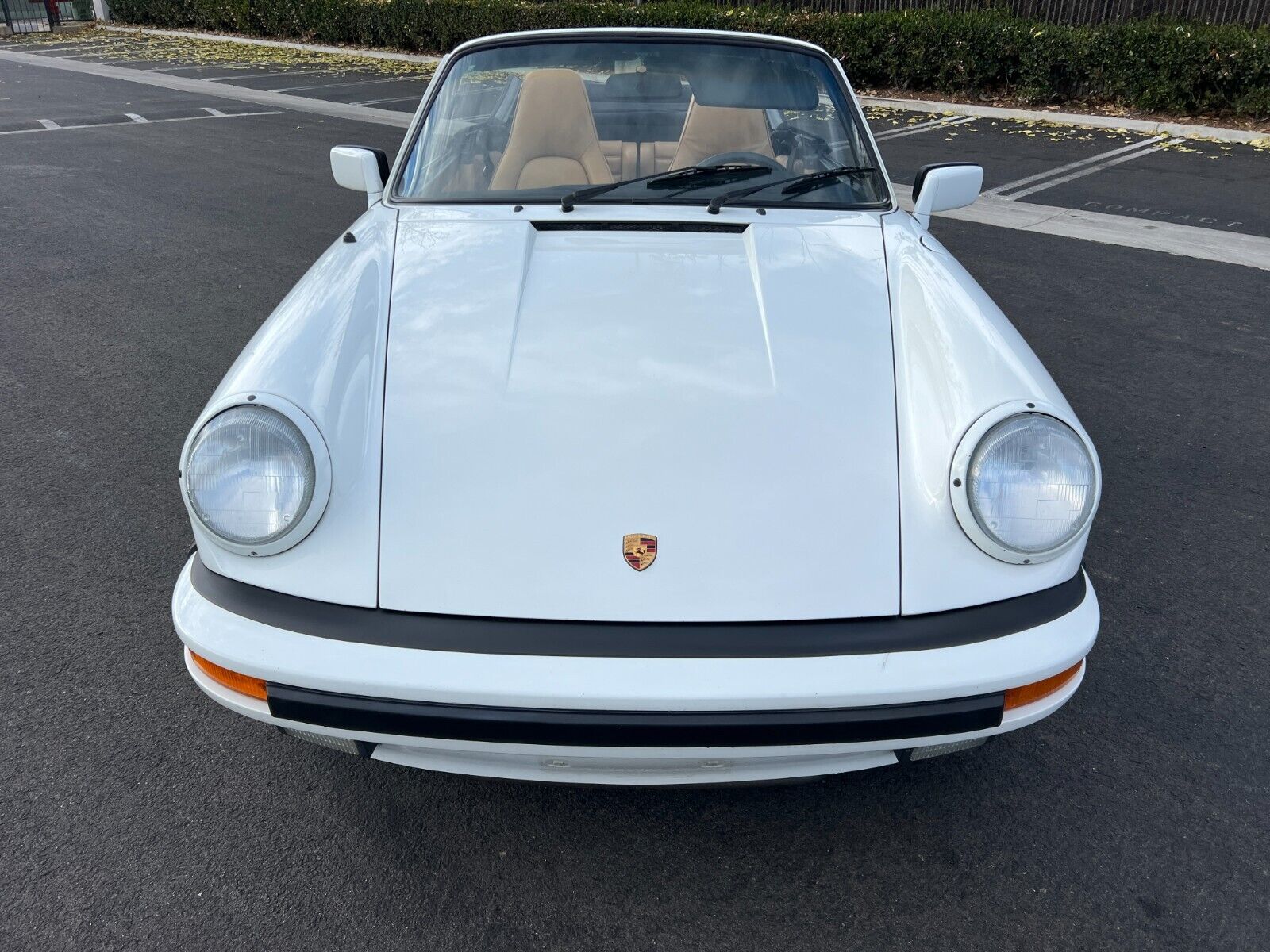 Porsche-911-Cabriolet-1989-White-Tan-161713-4