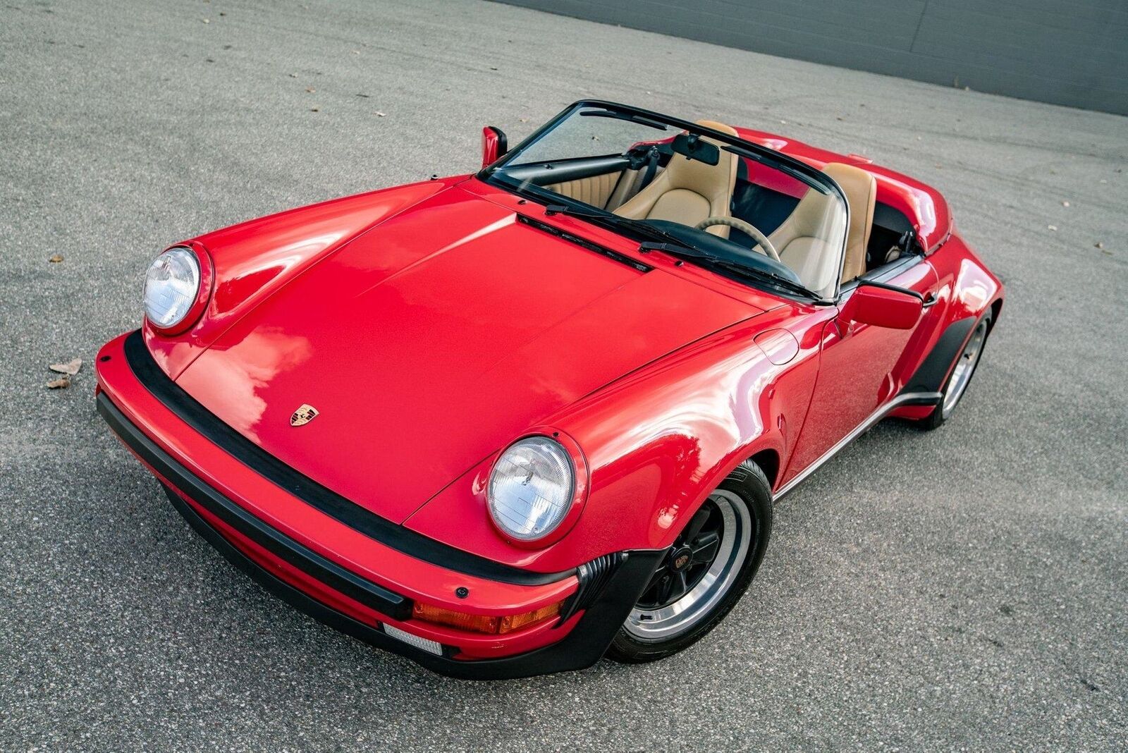 Porsche-911-Carrera-Speedster-Cabriolet-1989-Red-Tan-52576-3