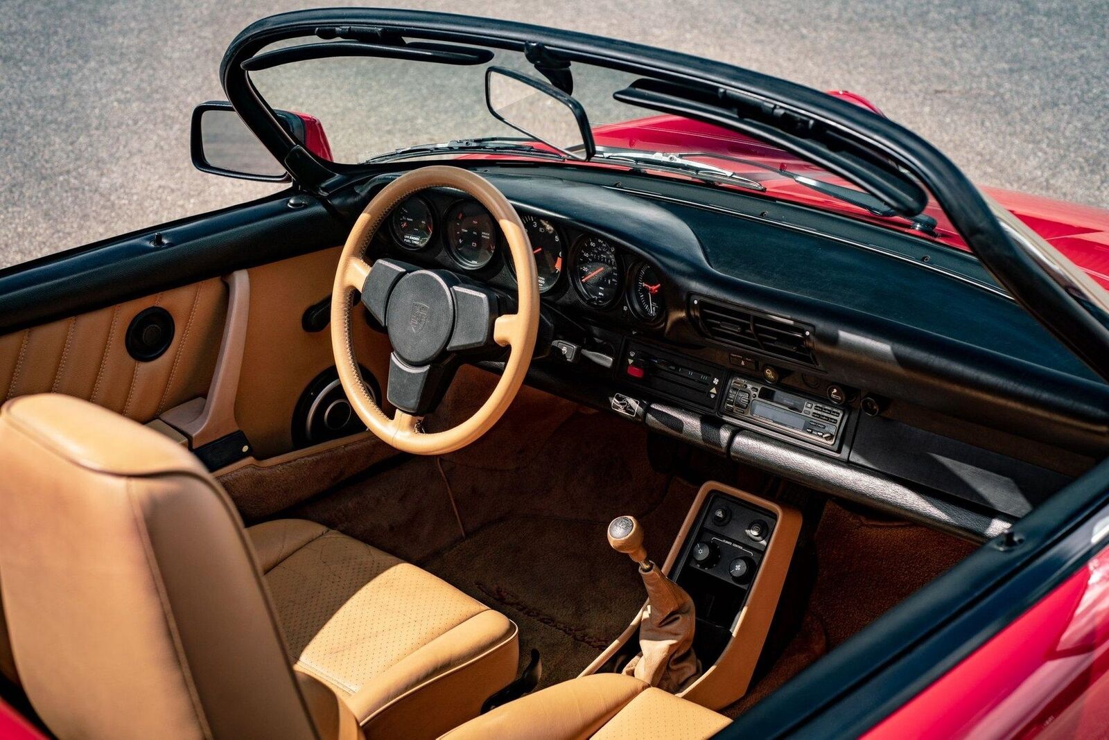 Porsche-911-Carrera-Speedster-Cabriolet-1989-Red-Tan-52576-8