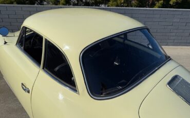 Porsche-911-Coupe-1962-Yellow-71312-8