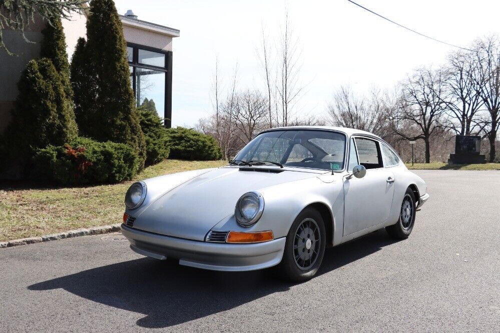 Porsche-911-Coupe-1965-Silver-Black-0-1