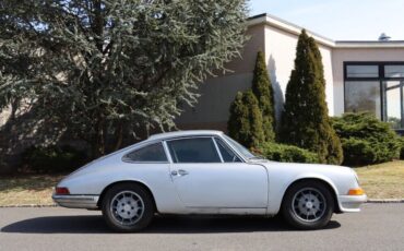 Porsche-911-Coupe-1965-Silver-Black-0-2