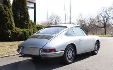 Porsche-911-Coupe-1965-Silver-Black-0-4