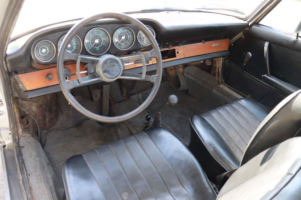 Porsche-911-Coupe-1965-Silver-Black-0-7