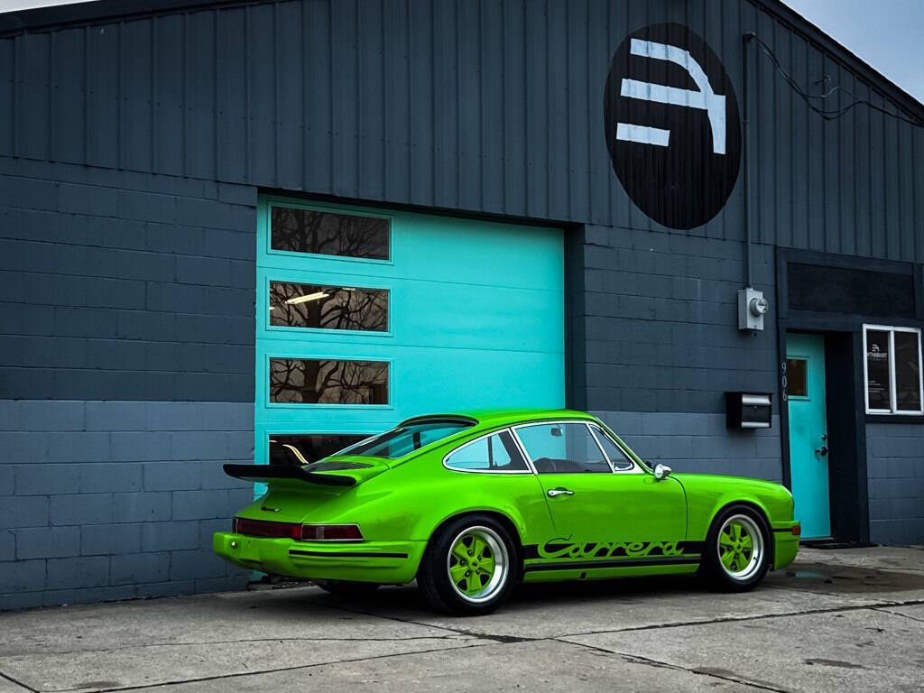 Porsche-911-Coupe-1967-Green-Black-119138-10