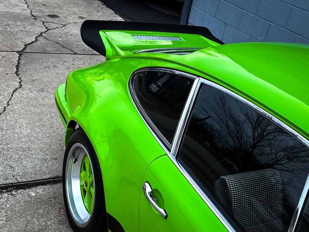 Porsche-911-Coupe-1967-Green-Black-119138-17