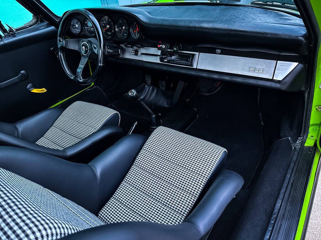 Porsche-911-Coupe-1967-Green-Black-119138-26