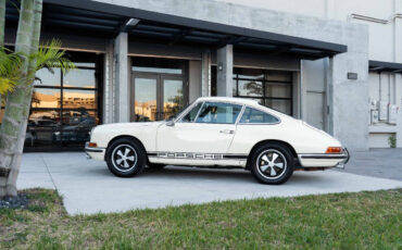 Porsche-911-Coupe-1968-White-Black-195501-16