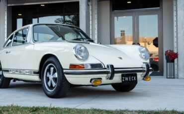 Porsche-911-Coupe-1968-White-Black-195501-24