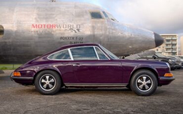 Porsche-911-Coupe-1972-Burgundy-Black-140979-2