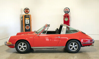 Porsche-911-Coupe-1972-Red-Black-78962-1