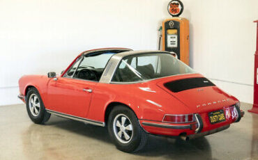 Porsche-911-Coupe-1972-Red-Black-78962-2