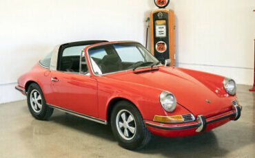 Porsche-911-Coupe-1972-Red-Black-78962-6