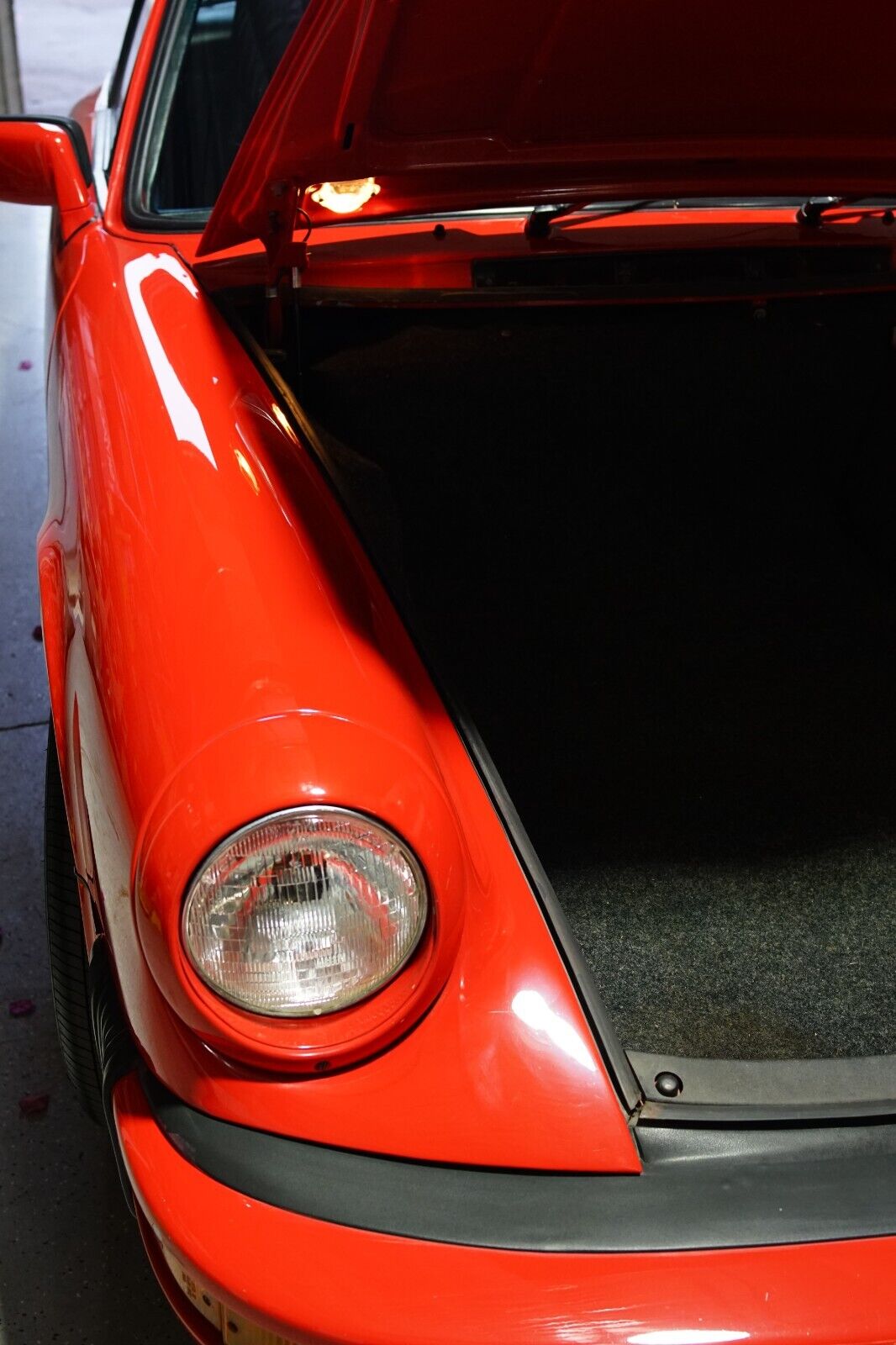 Porsche-911-Coupe-1977-Red-Black-136794-13