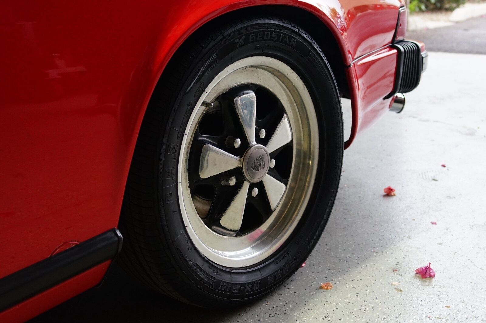 Porsche-911-Coupe-1977-Red-Black-136794-19