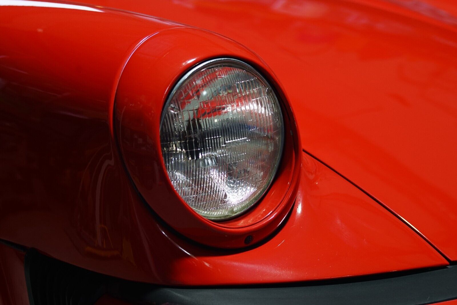 Porsche-911-Coupe-1977-Red-Black-136794-24