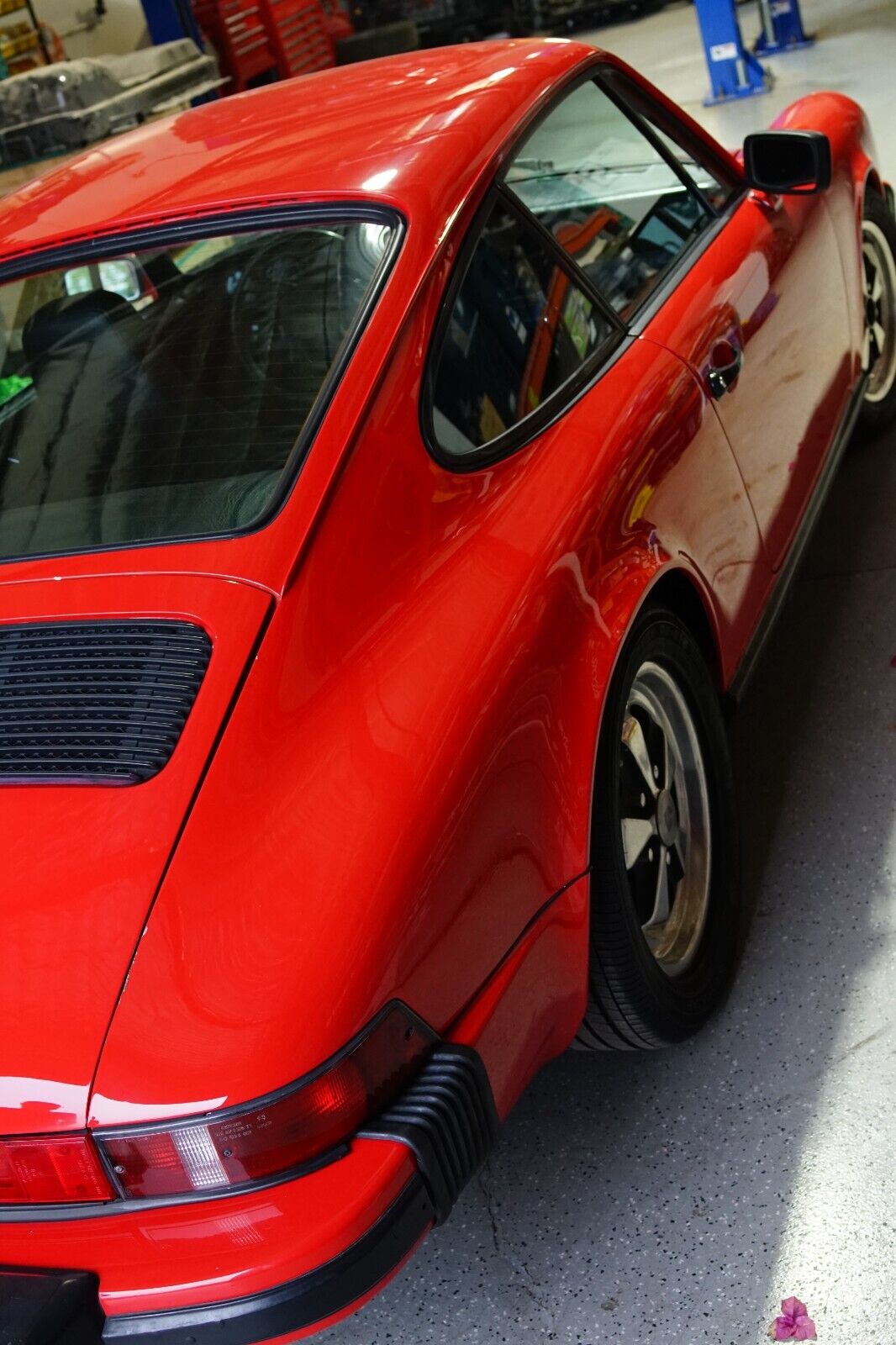 Porsche-911-Coupe-1977-Red-Black-136794-7