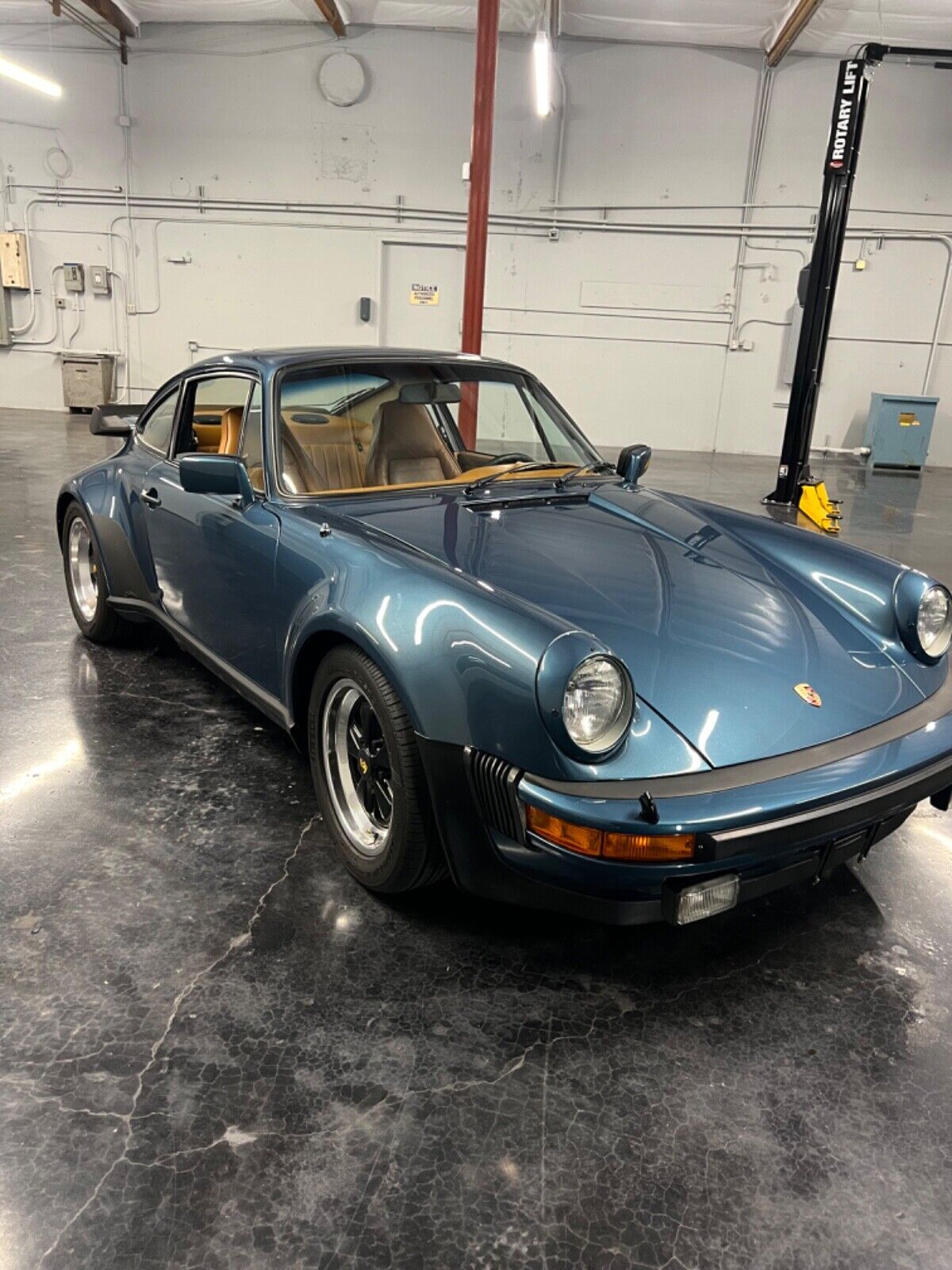 Porsche-911-Coupe-1979-Blue-Brown-102942-11