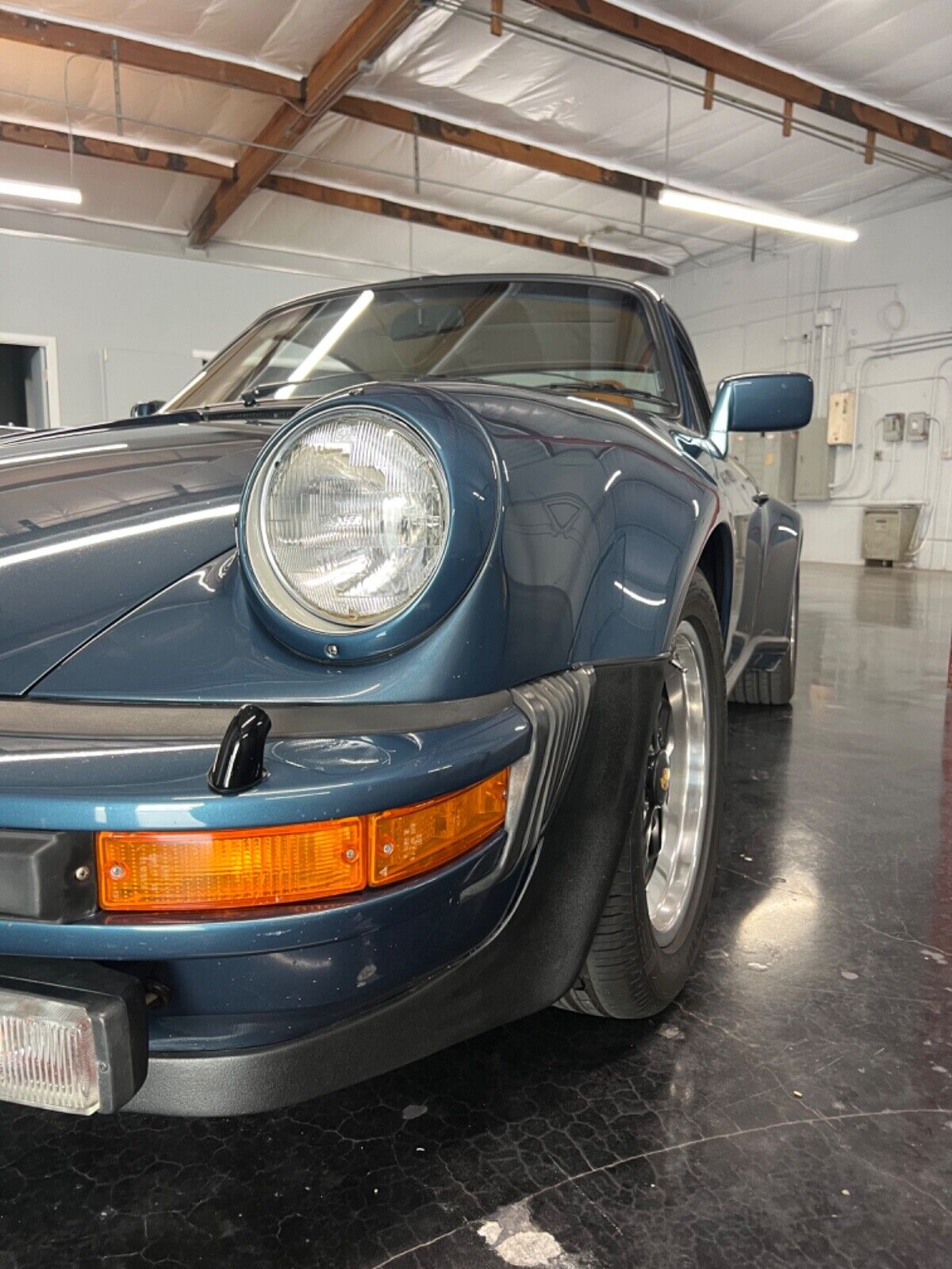 Porsche-911-Coupe-1979-Blue-Brown-102942-30