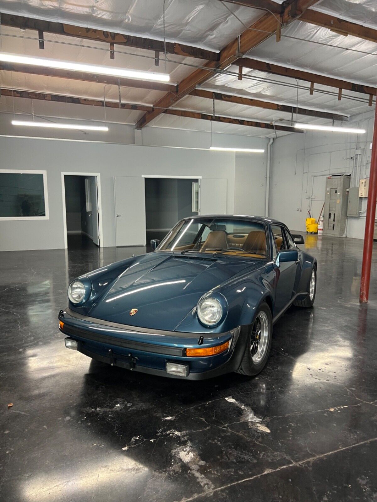 Porsche-911-Coupe-1979-Blue-Brown-102942-6