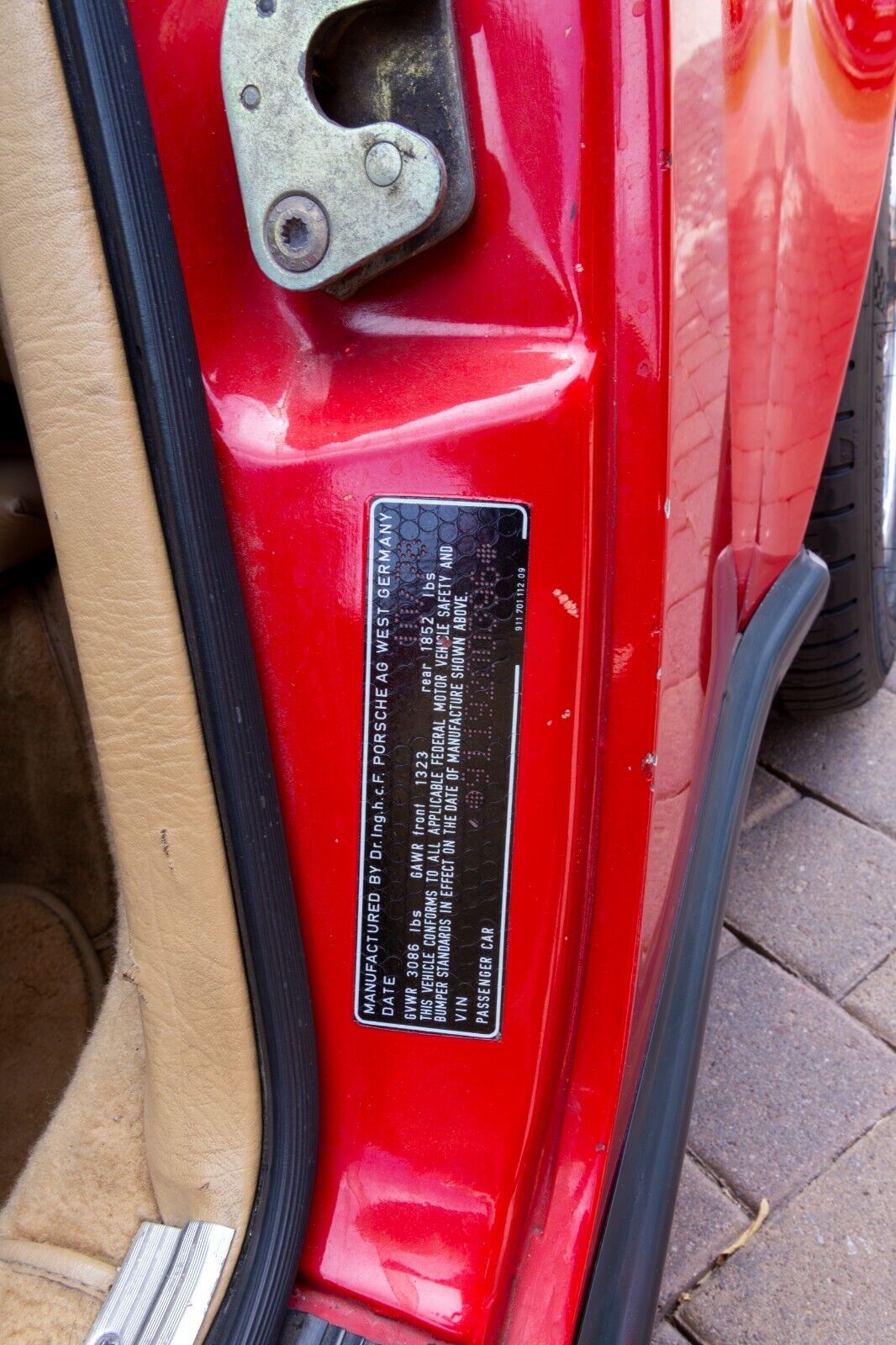 Porsche-911-Coupe-1979-Red-Tan-450132-27