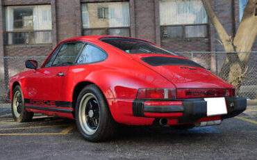 Porsche-911-Coupe-1980-Red-Black-40234-5