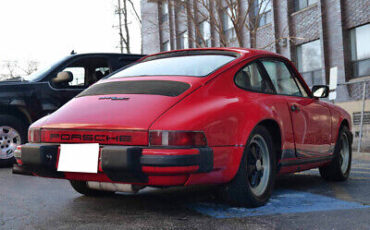 Porsche-911-Coupe-1980-Red-Black-40234-7