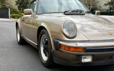 Porsche-911-Coupe-1982-platinum-266461-6